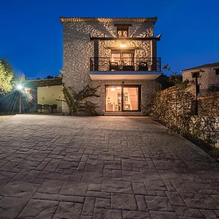 Bed & Breakfast Luxury Mouzaki