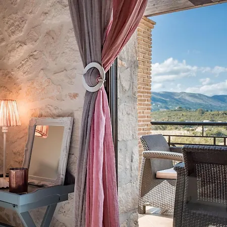 Luxury Mouzaki